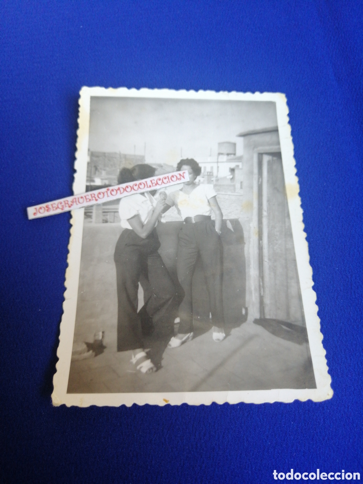 Alte Fotografie: MODELOS POSANDO TERRAZA FOTOGRAF&Iacute;A ANTIGUA