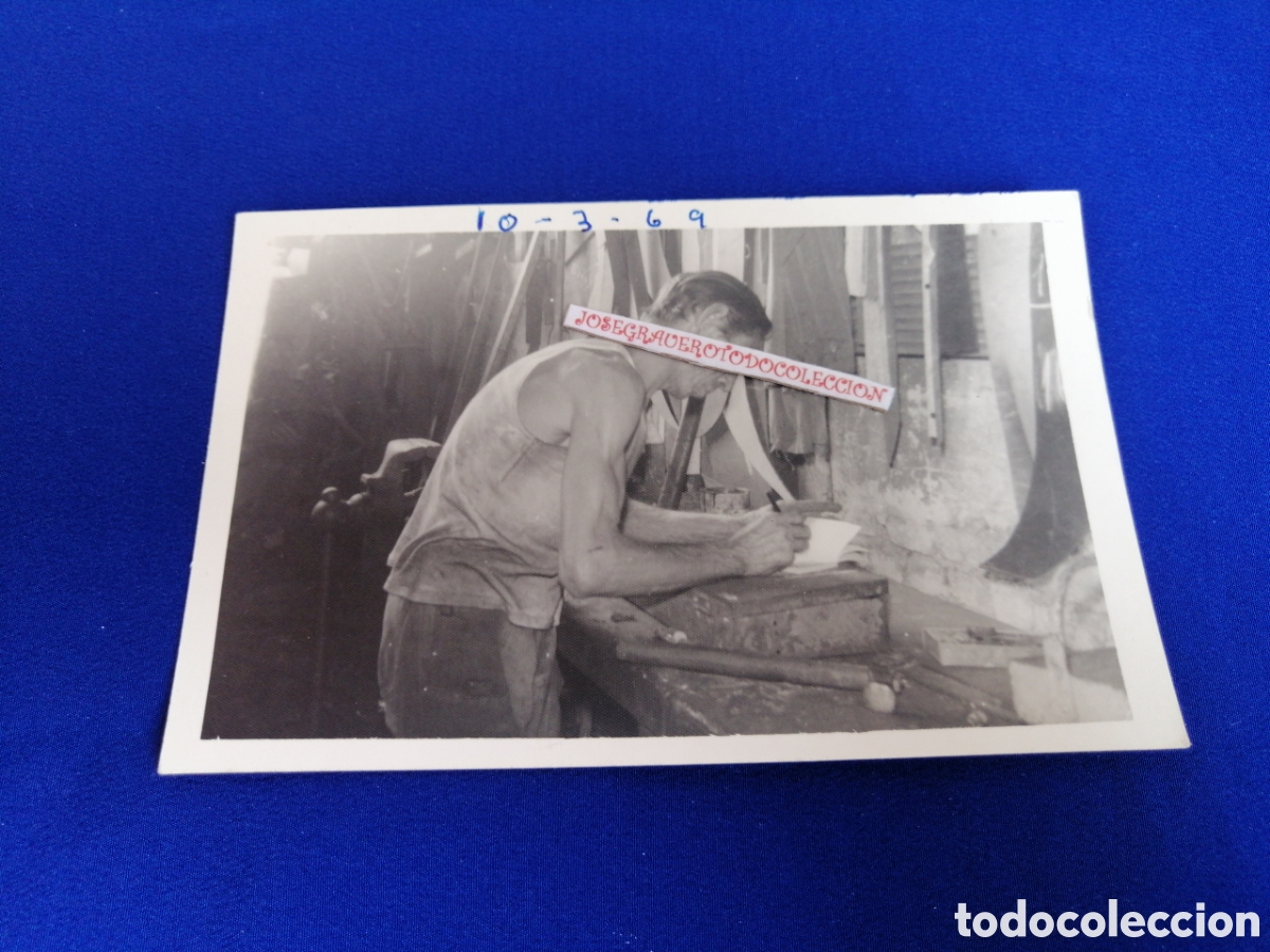 Fotografia antica: OPERARIO TRABAJANDO a&ntilde;o 1969 FOTOGRAF&Iacute;A ANTIGUA
