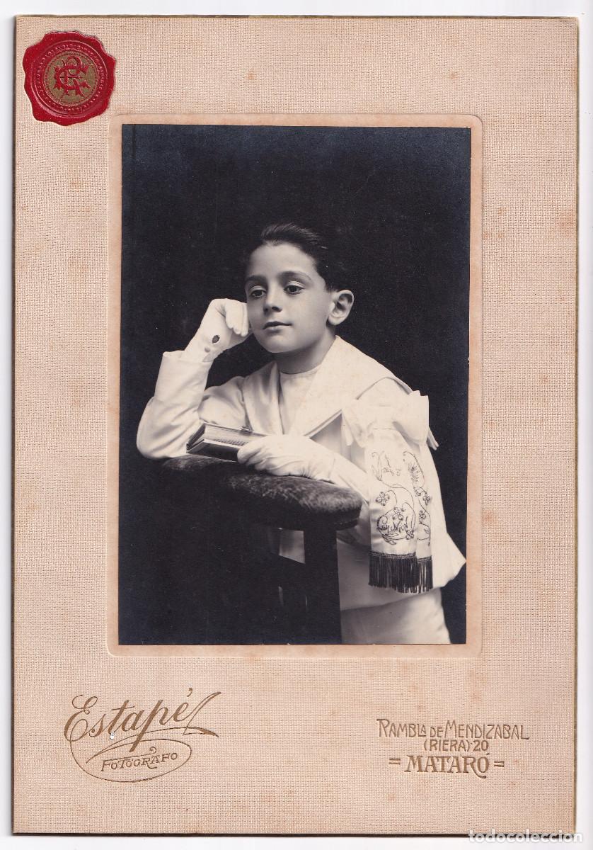Fotografia antiga: FOTOGRAF&Iacute;A. UN NI&Ntilde;O DE PRIMERA COMUNI&Oacute;N. ESTAP&Eacute; FOT&Oacute;GRAFO. MATAR&Oacute;