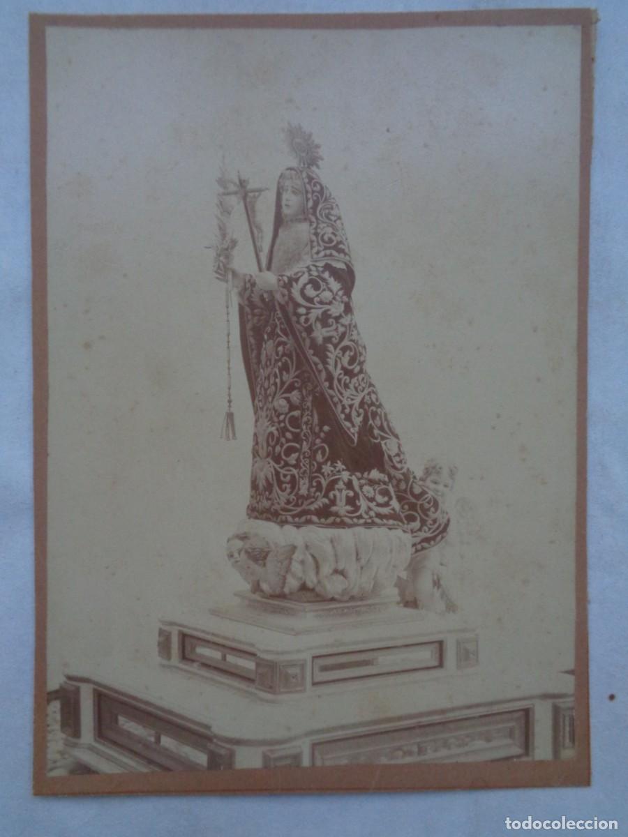 Fotografia antiga: SEMANA SANTA DE X ? : GRAN FOTO DE VIRGEN EN PASO . SIGLO XIX ......... 16 X 22,5 CM