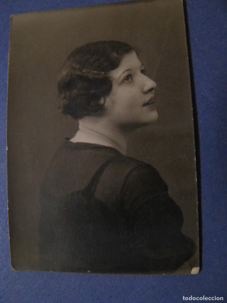 Antique Photography: PEQUE&Ntilde;A FOTOGRAF&Iacute;A DE UNA MUJER, 1934. 5,5X4 CM.