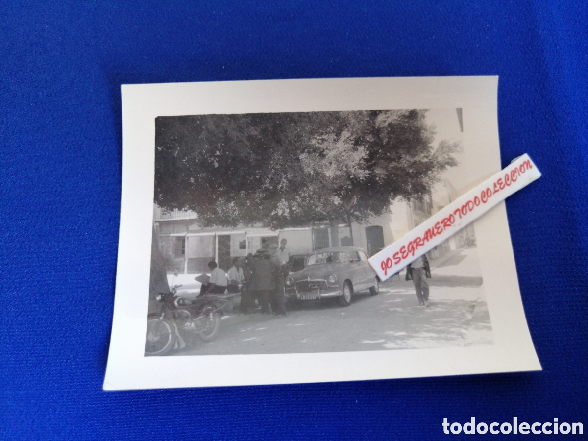 Alte Fotografie: COCHE ANTIGUO Y MOTO FOTOGRAF&Iacute;A ANTIGUA CON SELLO FOTOGRAFICO