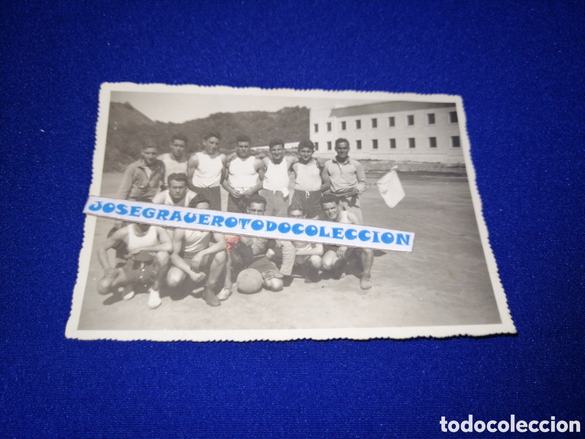 Alte Fotografie: F&Uacute;TBOLISTAS POSANDO FOTOGRAF&Iacute;A ANTIGUA