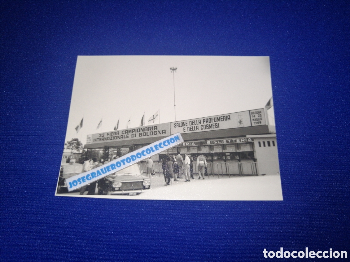 Fotografia antica: ITALIA-33 FIERA CAMPIONARA INTERNAZIONALE DI BOLOGNA - SALONE DE PROFUMERIA E DELLA COSMESI 1969