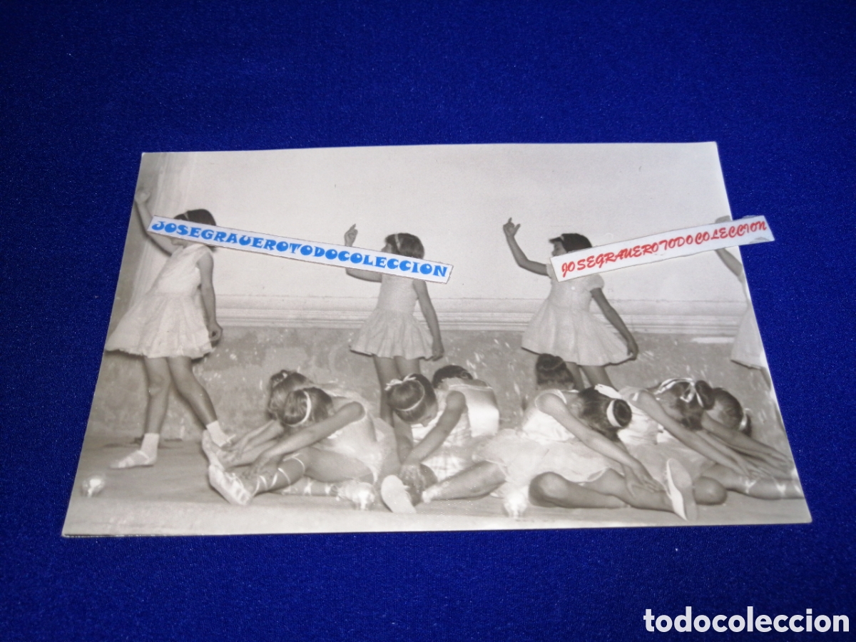 Antique Photography: NI&Ntilde;AS BAILANDO BALLET A&Ntilde;O 1962