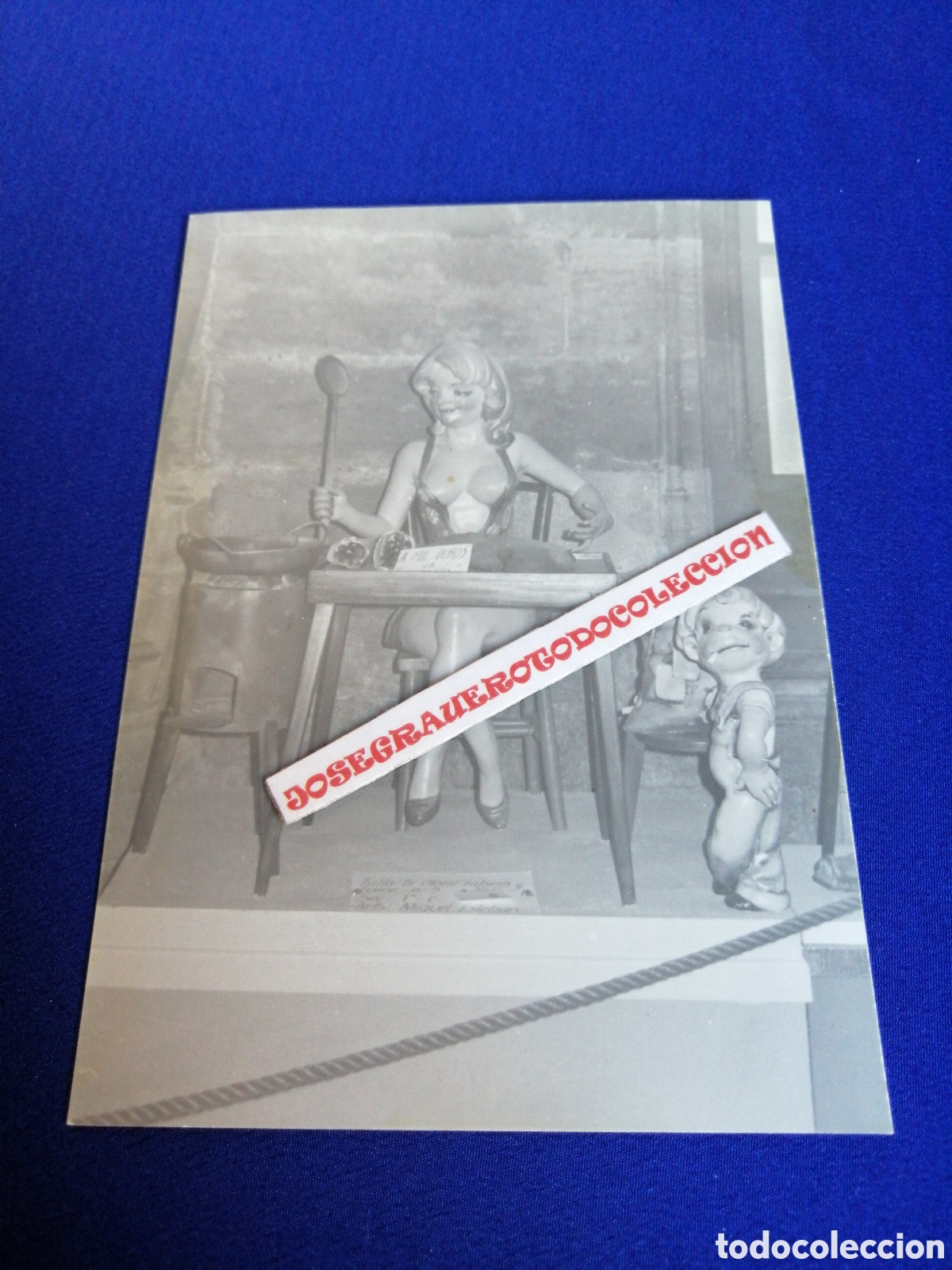 Alte Fotografie: FALLA DOCTOR OLORIZ - EXPOSICI&Oacute;N DEL NINOT A&Ntilde;O 1984 ARTISTA MIGUEL ESTEBAN FOTOGRAF&Iacute;A ANTIGUA