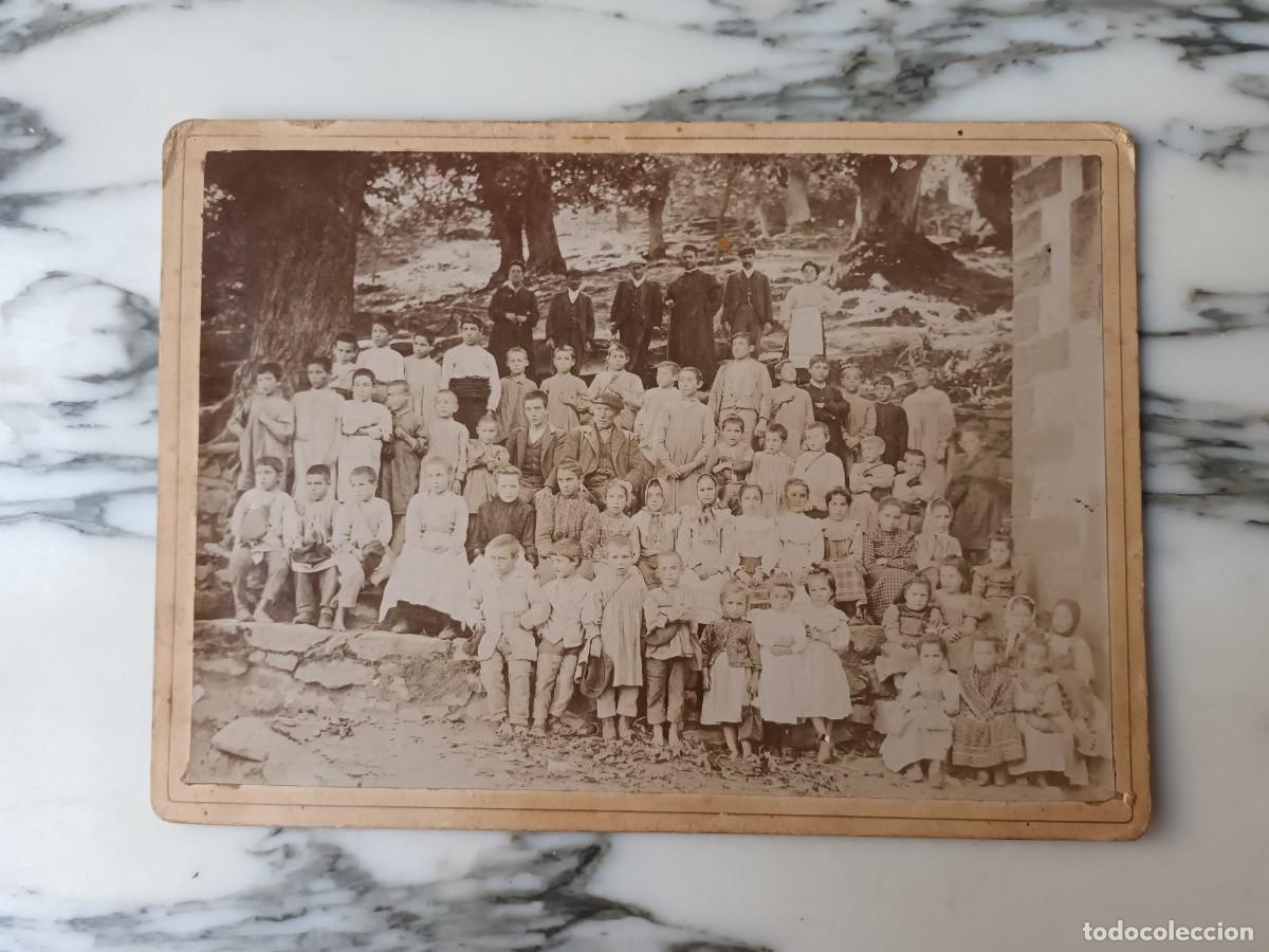 Fotograf&iacute;a antigua: FOTOGRAF&Iacute;A GRUPO ESCOLAR - NI&Ntilde;OS Y MAESTROS - COLEGIO - ESCUELA - ALB&Uacute;MINA - SOBA - CANTABRIA -S.XIX