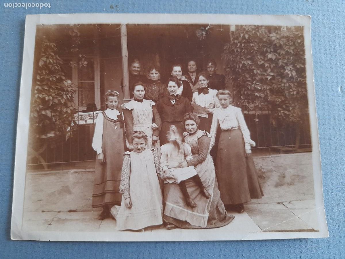Antique Photography: foto alemana de familia principios XX (12x9cm aprox)