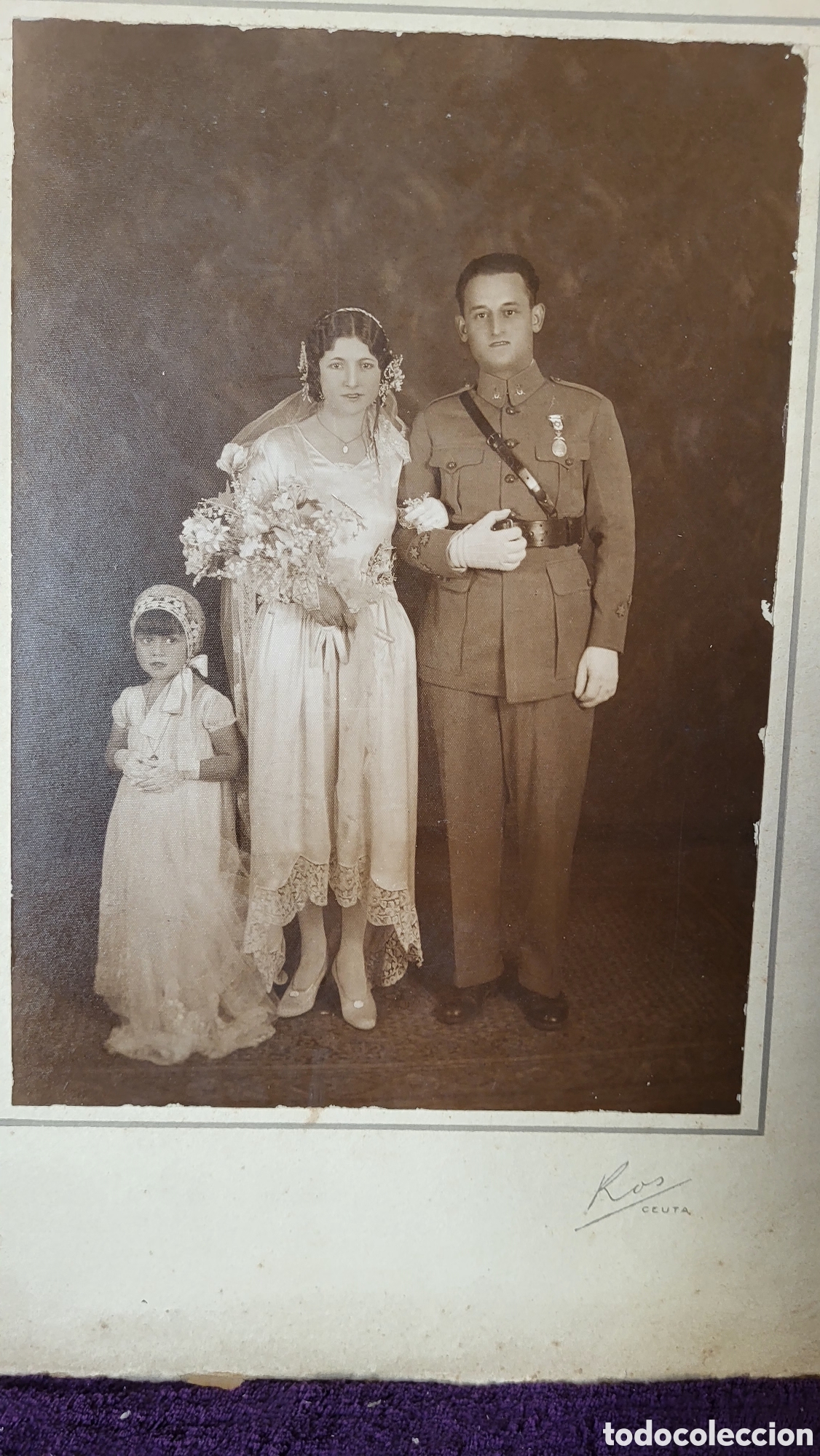 Fotografia antica: Fotograf&iacute;a antigua alb&uacute;mina retrato de una Familia