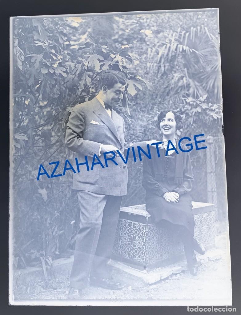 Fotografia antica: ANTIQUISIMO CLICHE ORIGINAL, CRISTAL, ESCENA COSTUMBRISTA, 90X120MM