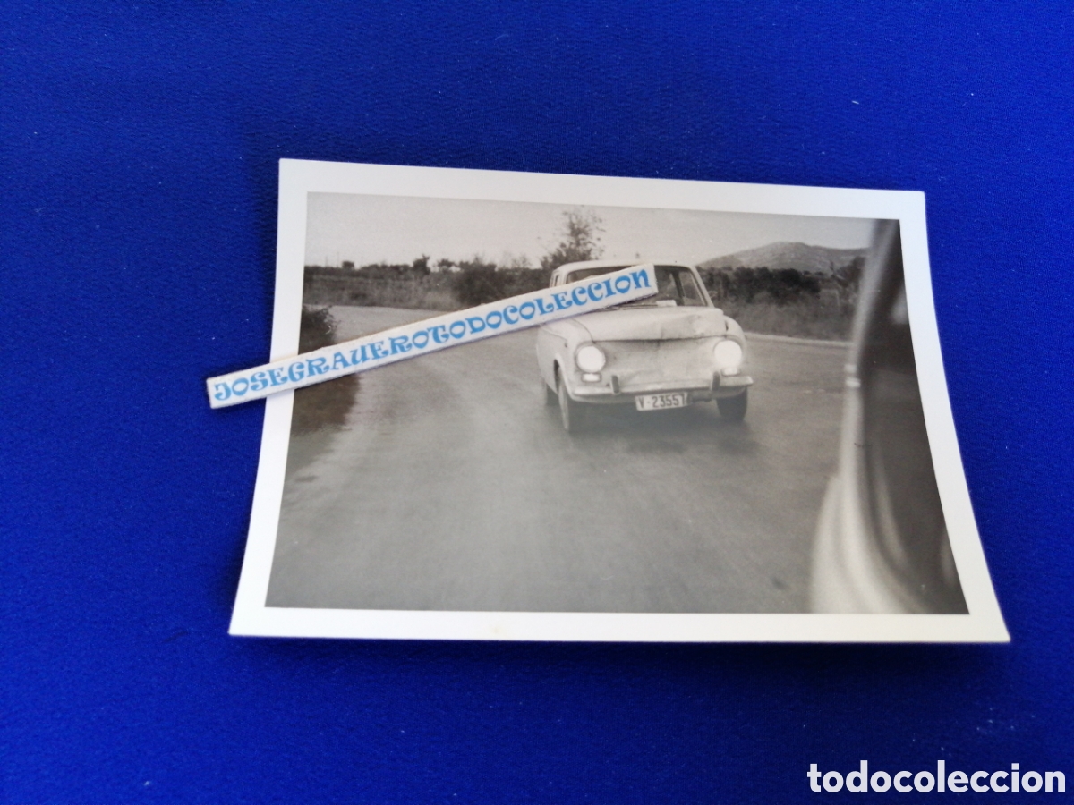 Antique Photography: SEAT 850 MATR&Iacute;CULA DE VALENCIA CON GOLPE FOTOGRAF&Iacute;A ANTIGUA