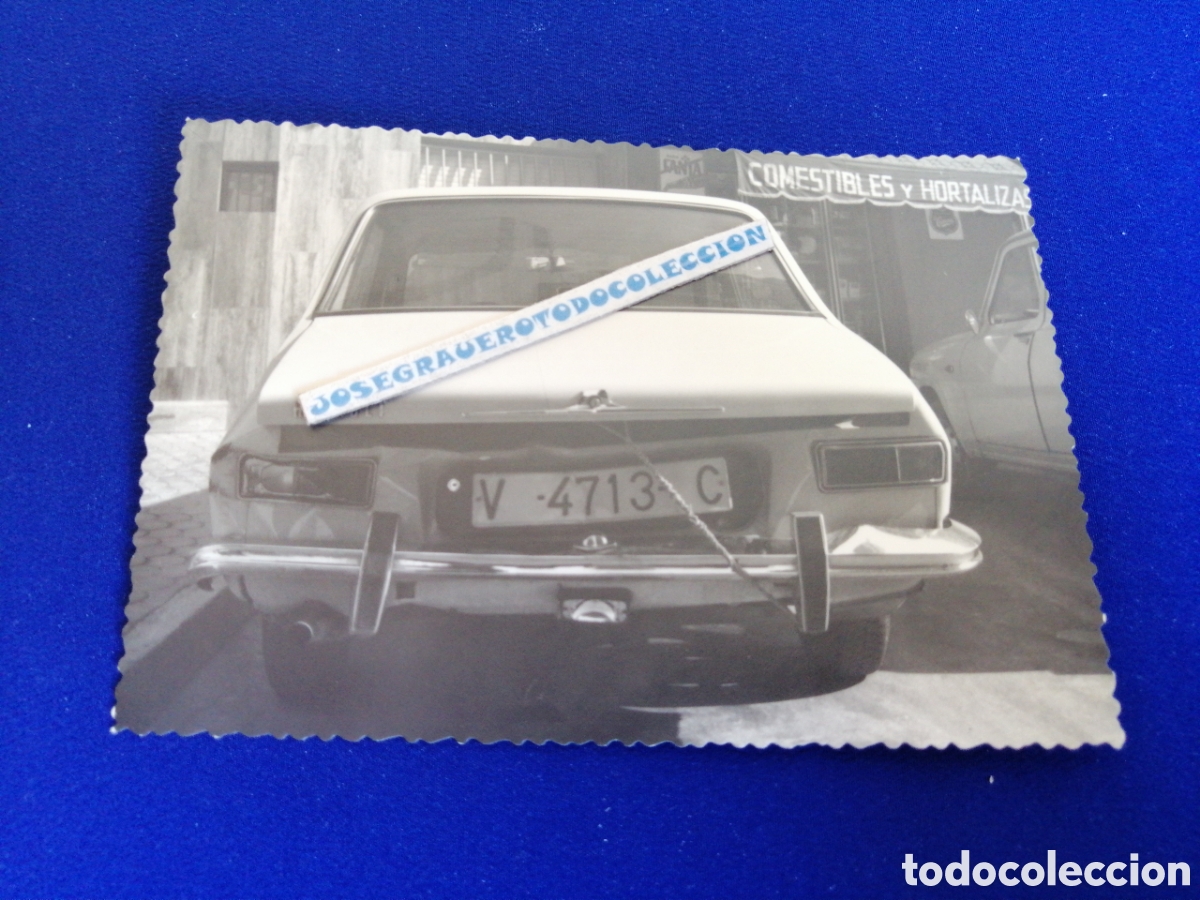 Antique Photography: RENAULT 12 COCHE MATR&Iacute;CULA DE VALENCIA CON GOLPE FOTOGRAF&Iacute;A ANTIGUA