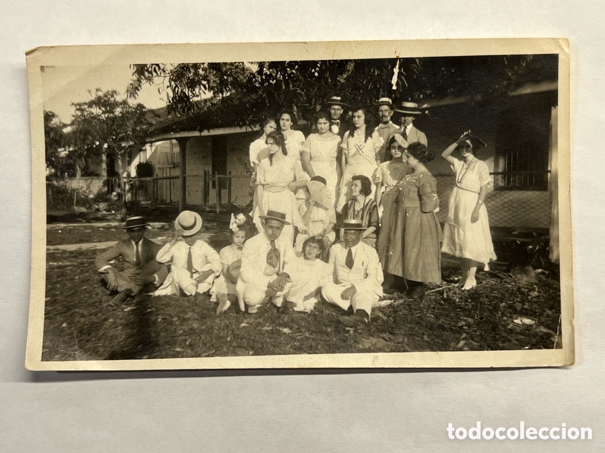 Fotografia antica: HABANA Cuba.. Fotografia antigua&hellip; Familia catalana en un festivo d&iacute;a&hellip; (h.1910?)