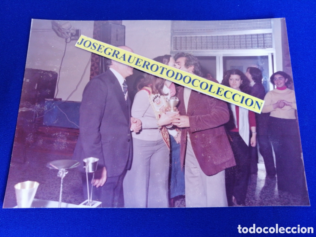 Fotograf&iacute;a antigua: FALLA PLAZA DEL CAUDILLO (ALDAYA) A&Ntilde;O 1977 FOTOGRAF&Iacute;A ANTIGUA