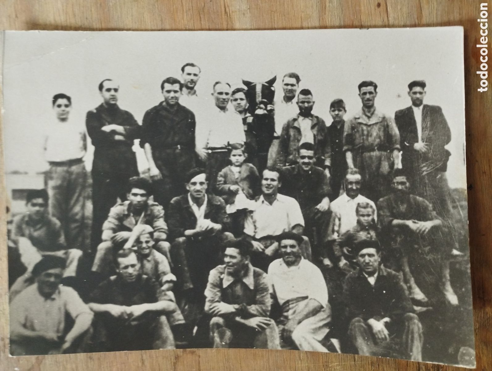 Fotografia antiga: Fotograf&iacute;a de San Boi del Llobregat, Llus&aacute;nes a&ntilde;os 50, casa t&iacute;pica de la &eacute;poca 24 x 16