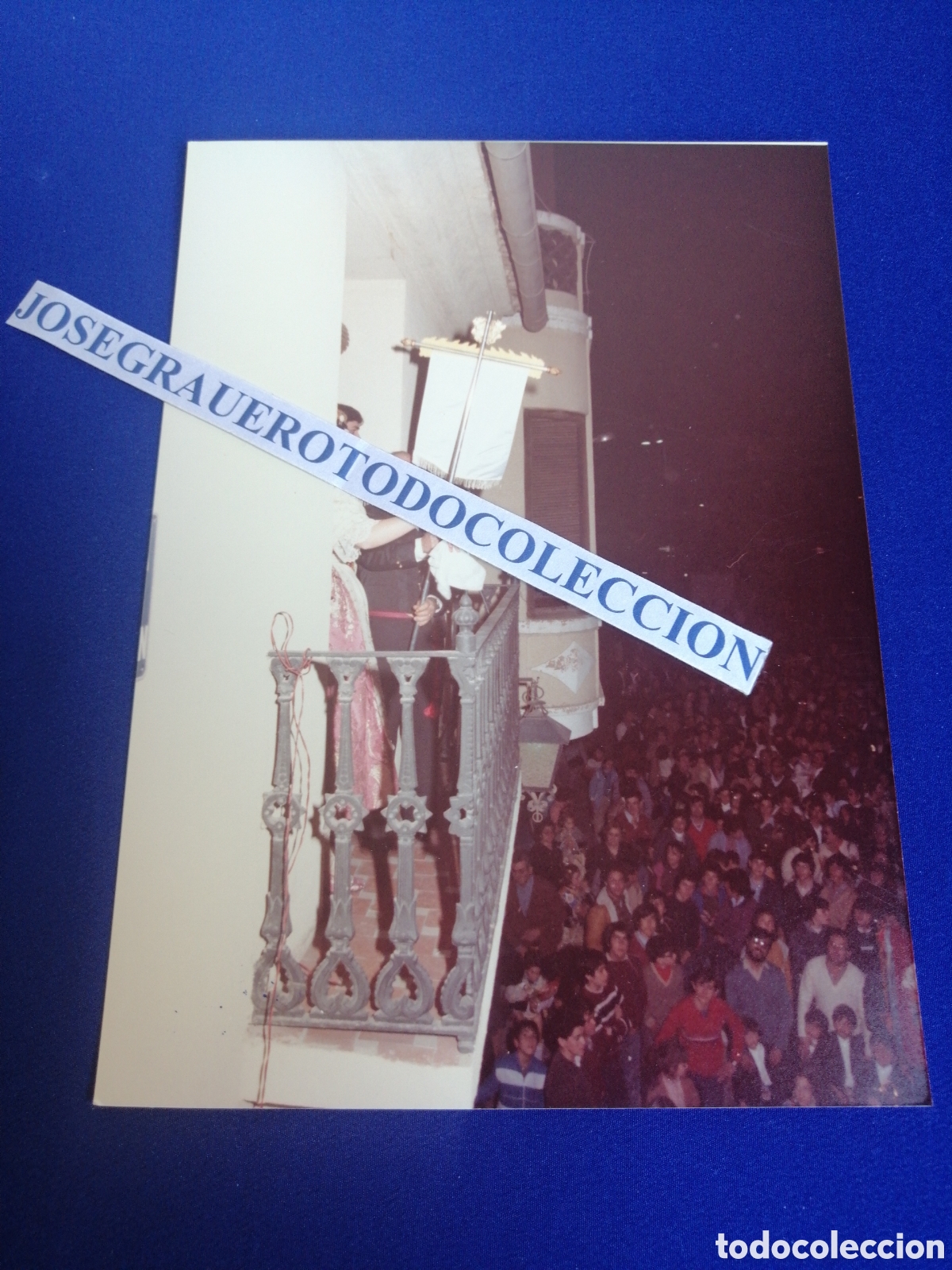 Alte Fotografie: FALLA LA SALETA (ALDAYA) 1983 ENTREGA DE PREMIOS FALLERA MAYOR Y PRESIDENTE FOTOGRAF&Iacute;A ANTIGUA