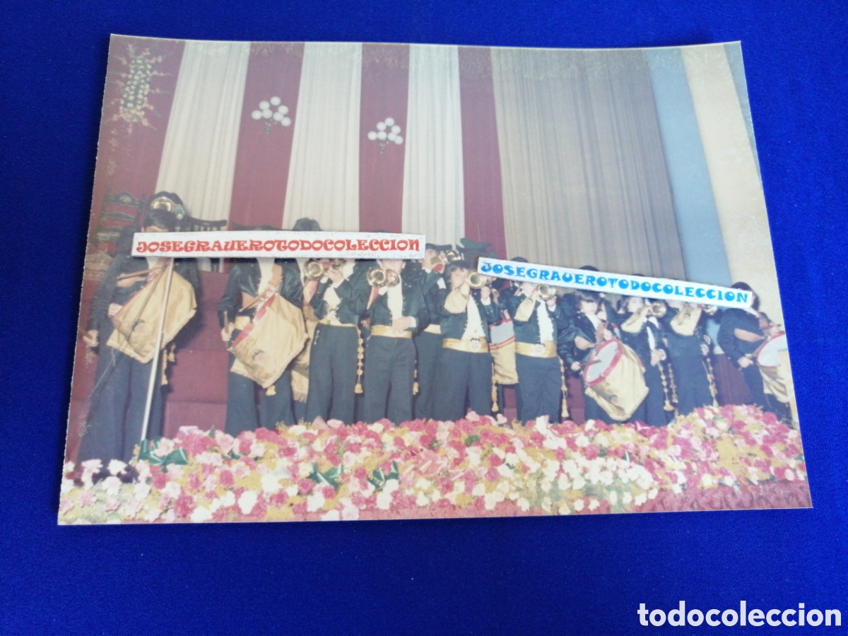Fotografia antica: FALLA PLAZA DEL CAUDILLO (ALDAYA) A&Ntilde;O 1978 PRESENTACI&Oacute;N BANDA DE CORNETAS Y TAMBORES CON SELLO