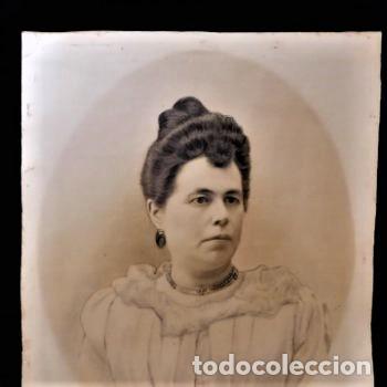 Fotografia antica: Antigua fotograf&iacute;a de mujer S.XIX iluminada a mano