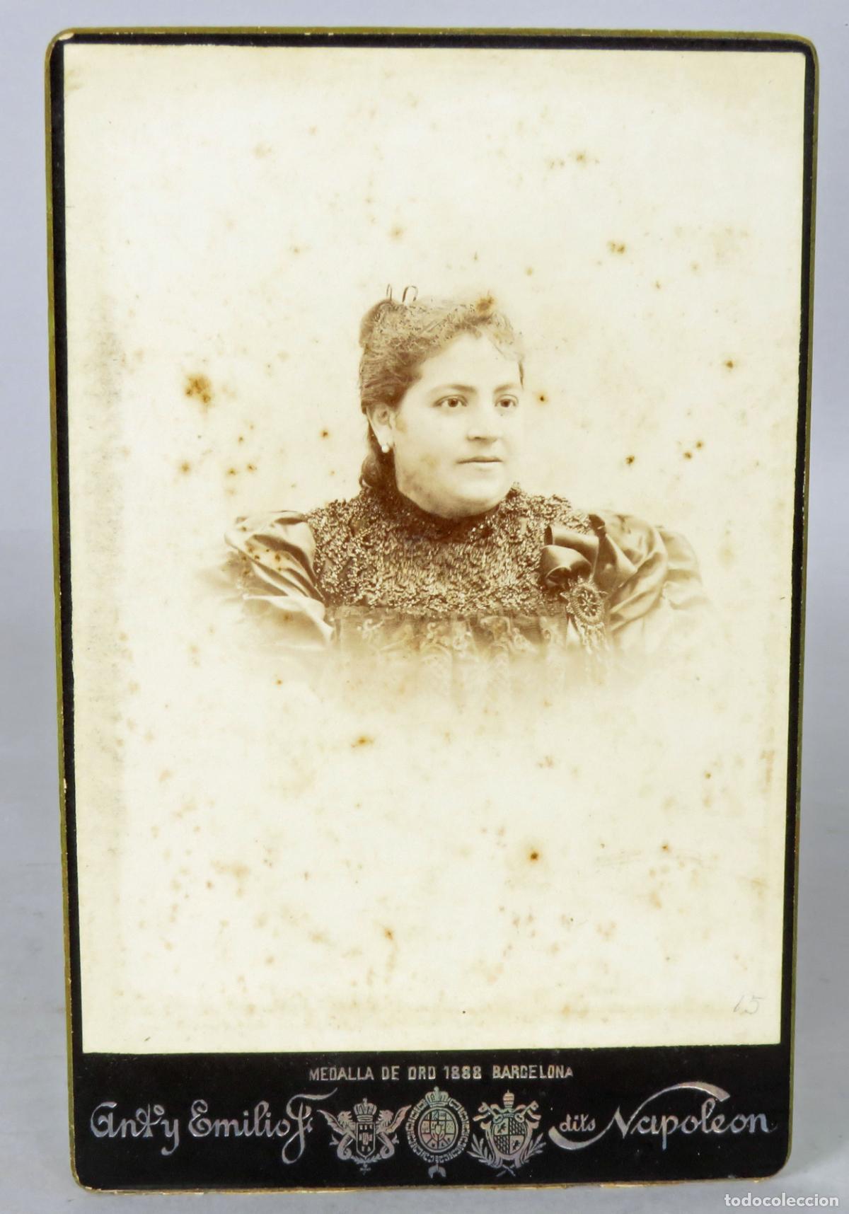 Fotografia antica: Fotograf&iacute;a cabinet Retrato dama moda ANT y Emilio F dit Napole&oacute;n hacia 1890 S XIX