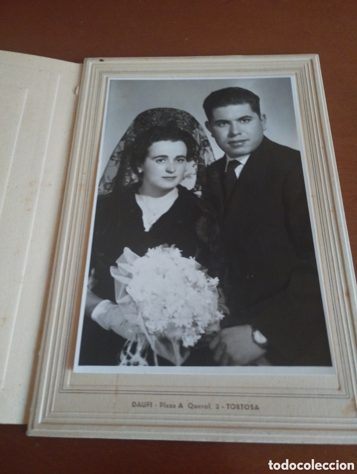 Fotografia antica: Fotograf&iacute;a de un matrimonio en los a&ntilde;os 40