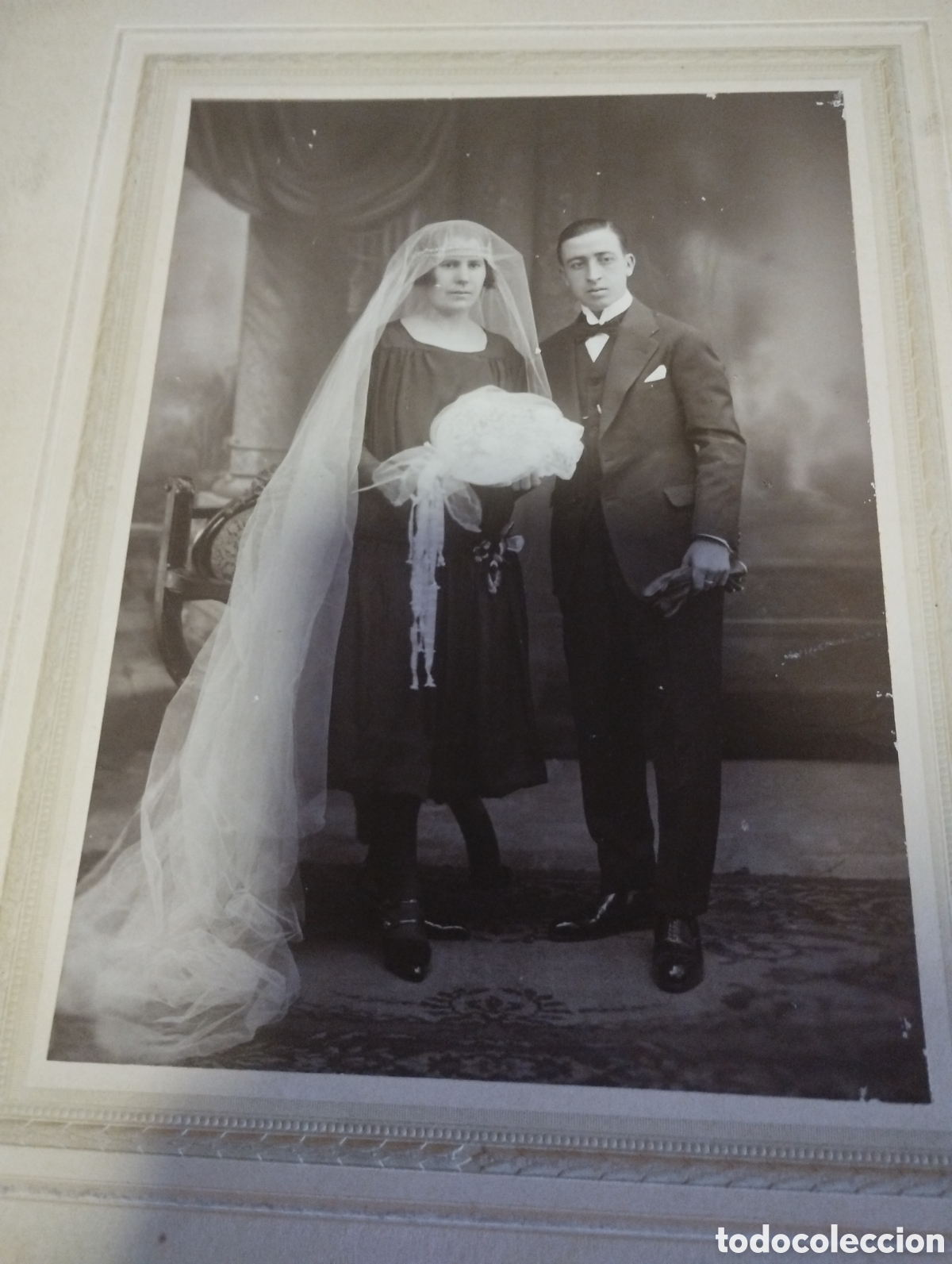Fotografia antica: Fotograf&iacute;a de una pareja de novios a&ntilde;os 30
