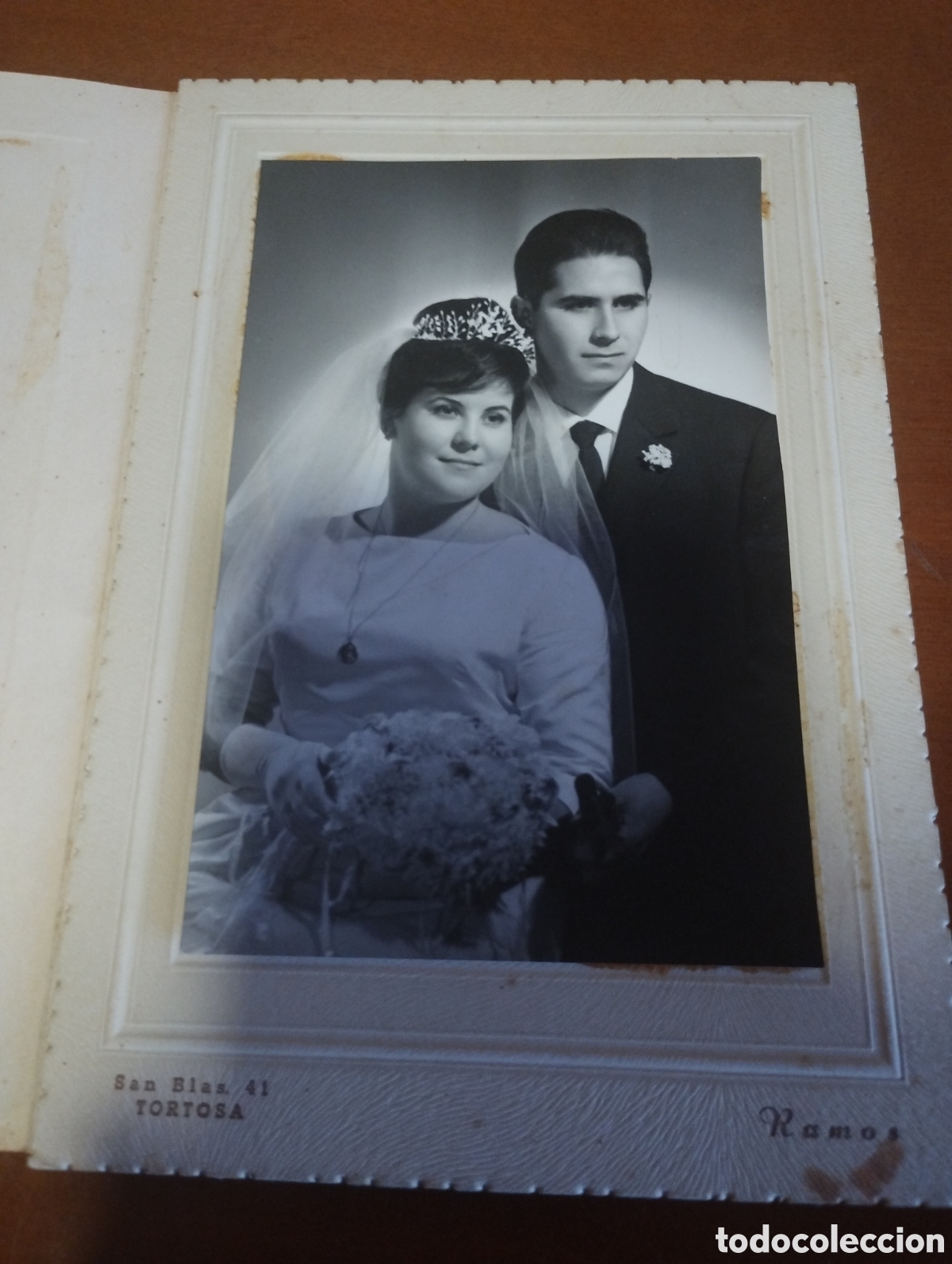 Fotografia antica: Fotograf&iacute;a de una pareja de novios a&ntilde;os 50