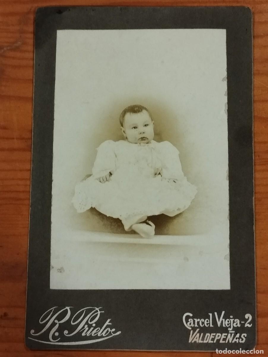Antique Photography: FOTO ALBUMINA. BEBE. FOT. R. PRIETO.