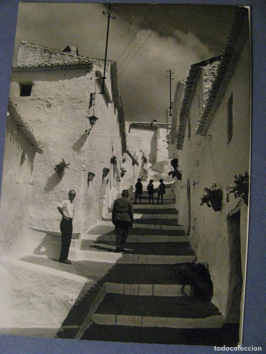 Fotografia antica: FOTO DE LOS A&Ntilde;OS 70. 10,5X7,5 CM. SIN IDENTIFICAR EL LUGAR.