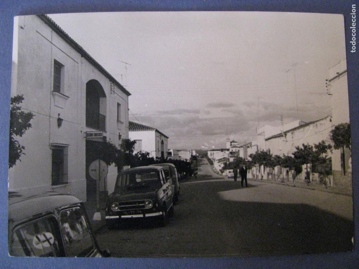 Antique Photography: FOTO DE LOS A&Ntilde;OS 70. 10,5X7,5 CM. SIN IDENTIFICAR EL LUGAR. PORTUGAL?