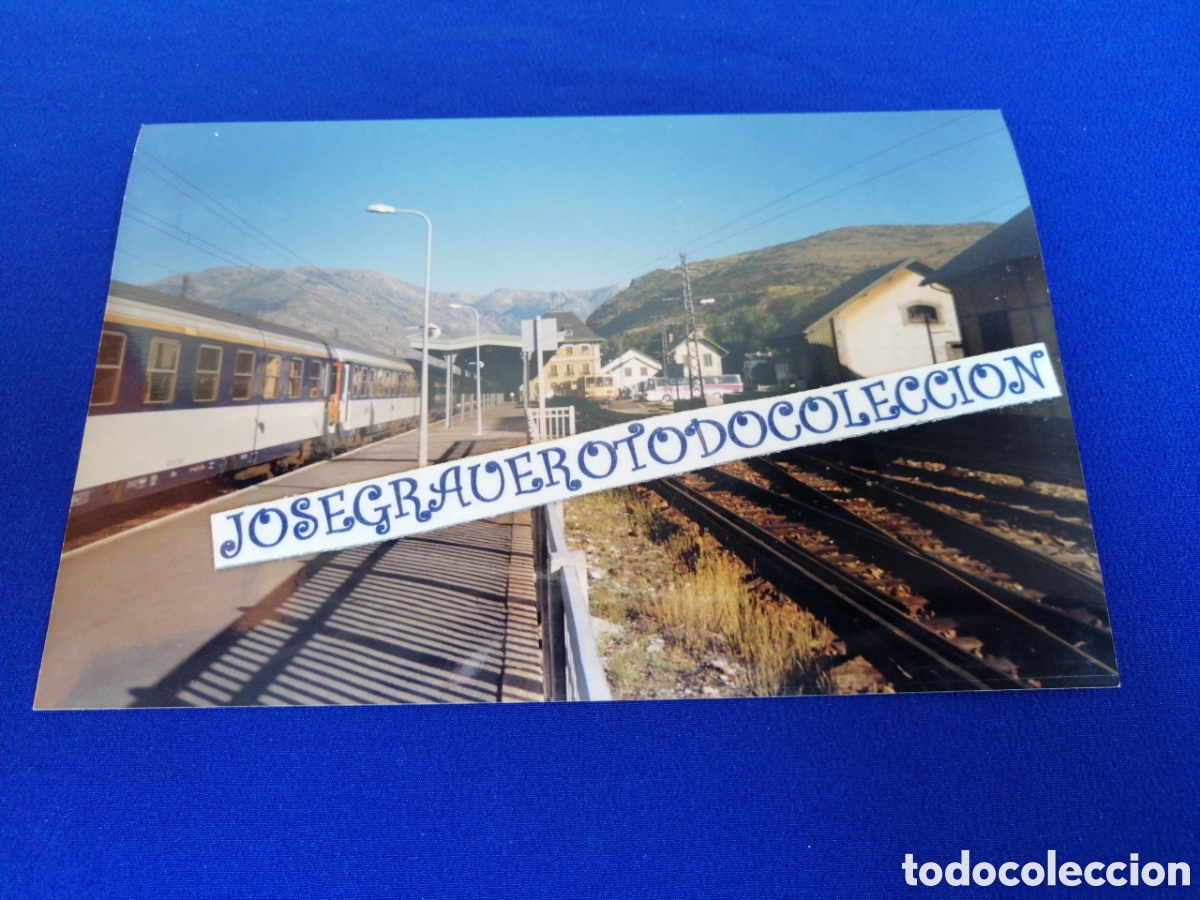Fotograf&iacute;a antigua: LATOUR - DE- QUEROL (Francia)1994 la tor de QUEROL ESTACI&Oacute;N DE FERROCARRIL