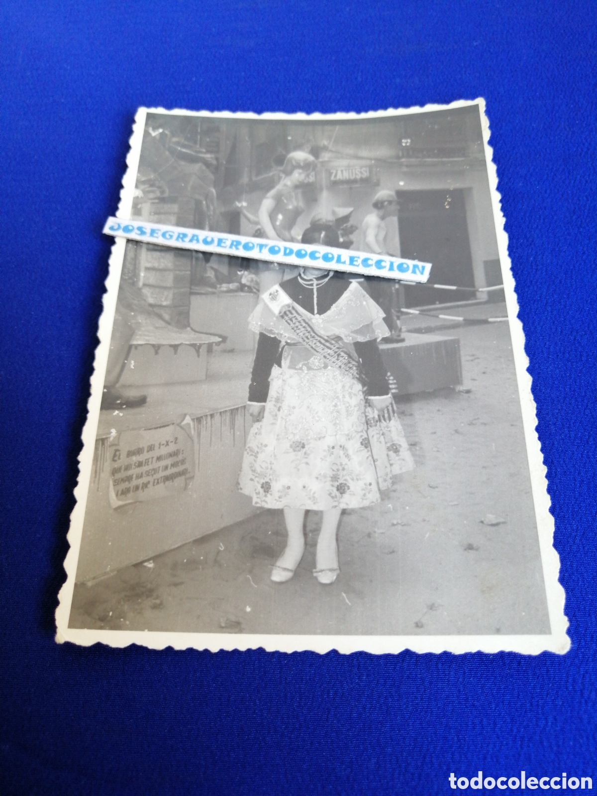 Antique Photography: FALLAS DE VALENCIA CON FALLERA MODELO FOTOGRAF&Iacute;A ANTIGUA