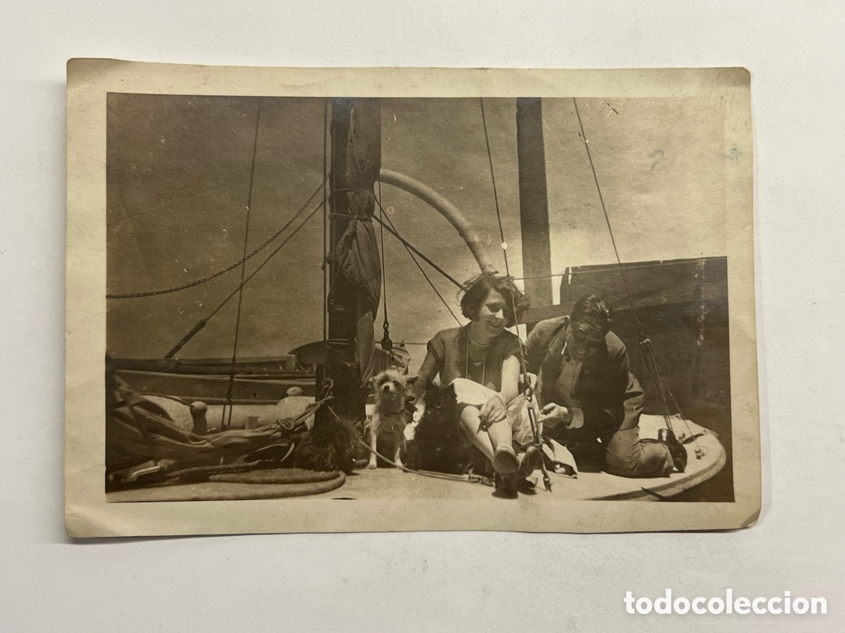 Antique Photography: LA JOVEN DEL CANICHE.. que se dejaba querer&hellip; Fotograf&iacute;a original (h.1920?)