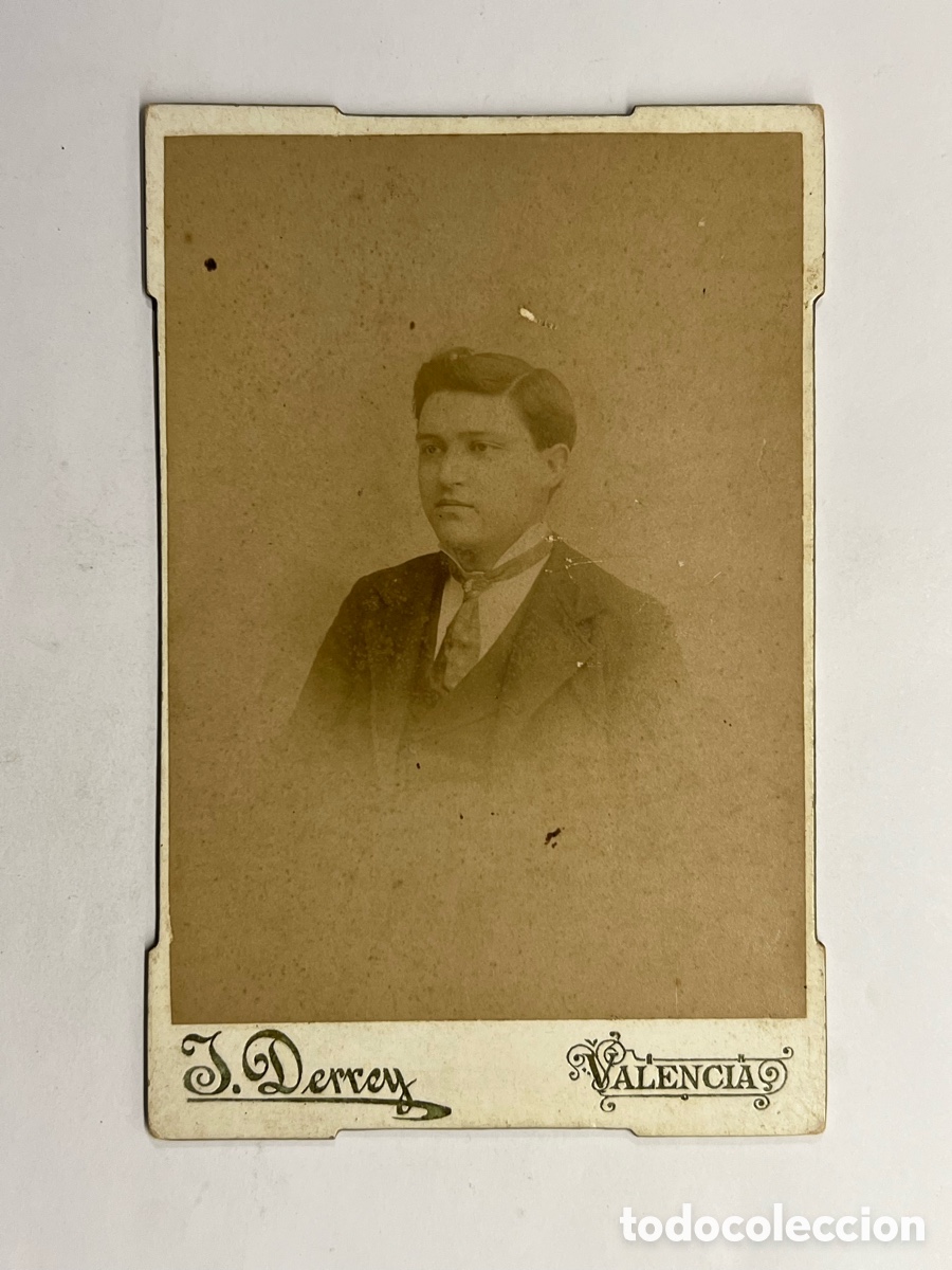 Antique Photography: JULIO DERREY, fot&oacute;grafo valenciano. Retrato Gabinete. Joven de la Burgues&iacute;a Valenciana (a.1904)