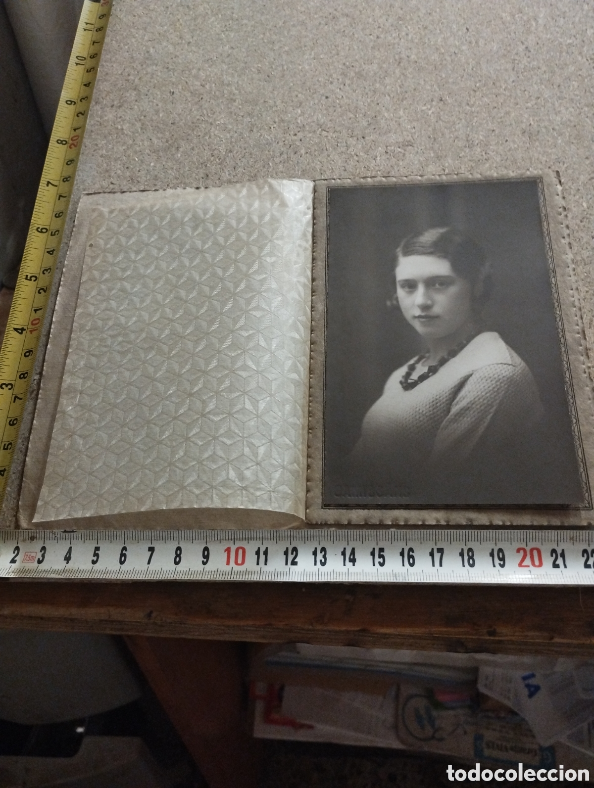 Antique Photography: Fotograf&iacute;a de una joven a&ntilde;os 20