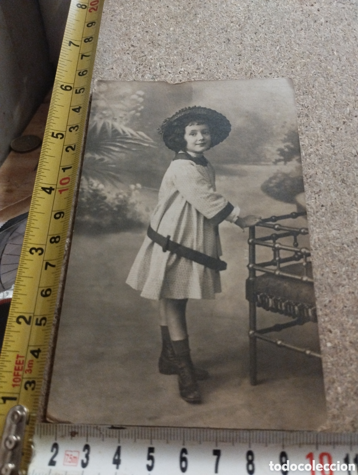 Antique Photography: Fotograf&iacute;a de una ni&ntilde;a en el estudio a&ntilde;os 20
