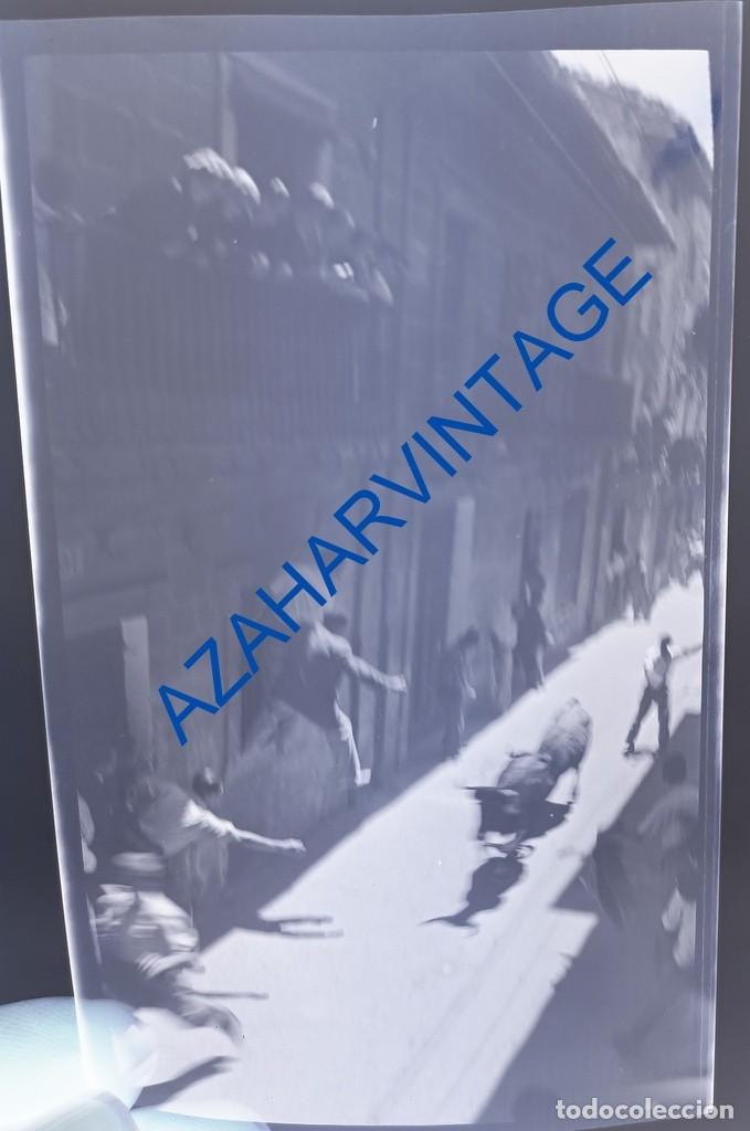 Antique Photography: ANTIQUISIMO NEGATIVO EN CELULOIDE, CALLE PUEBLO A IDENTIFICAR