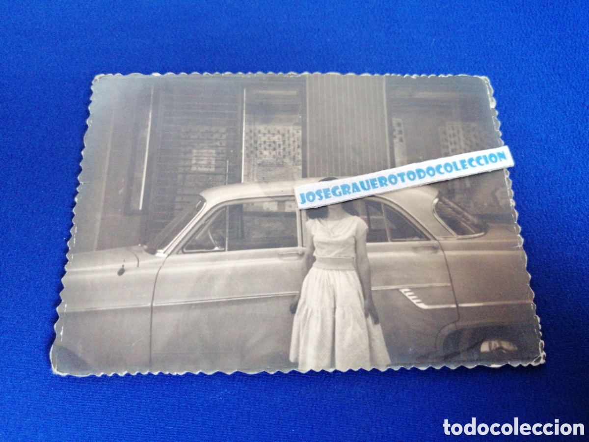 Antique Photography: COCHE ANTIGUO CON MODELO FOTOGRAF&Iacute;A ANTIGUA