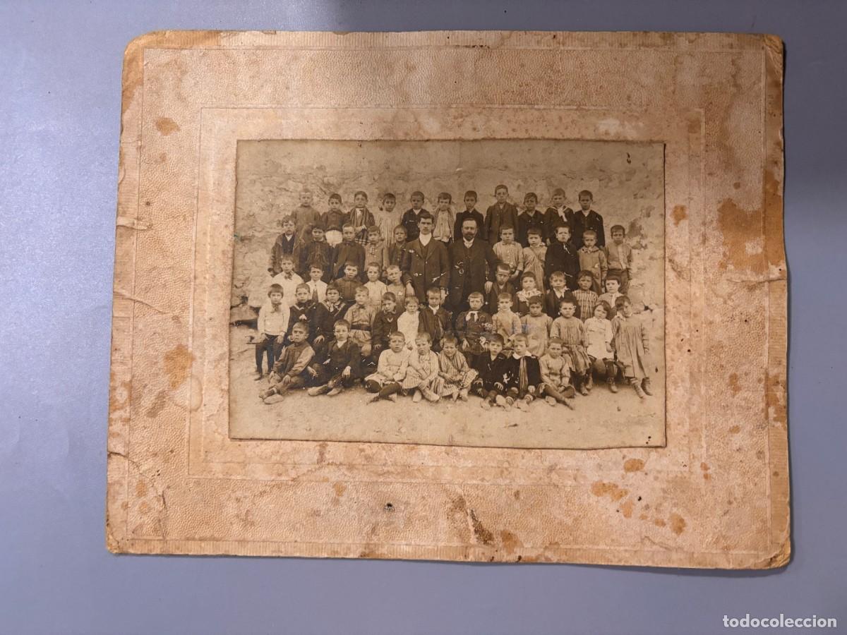Antique Photography: FOTOGRAFIA DE ALBUMINA DE PROFESORES Y ALUMNOS. MEDIDAS APROXIMADAS: 25 X 20 CM
