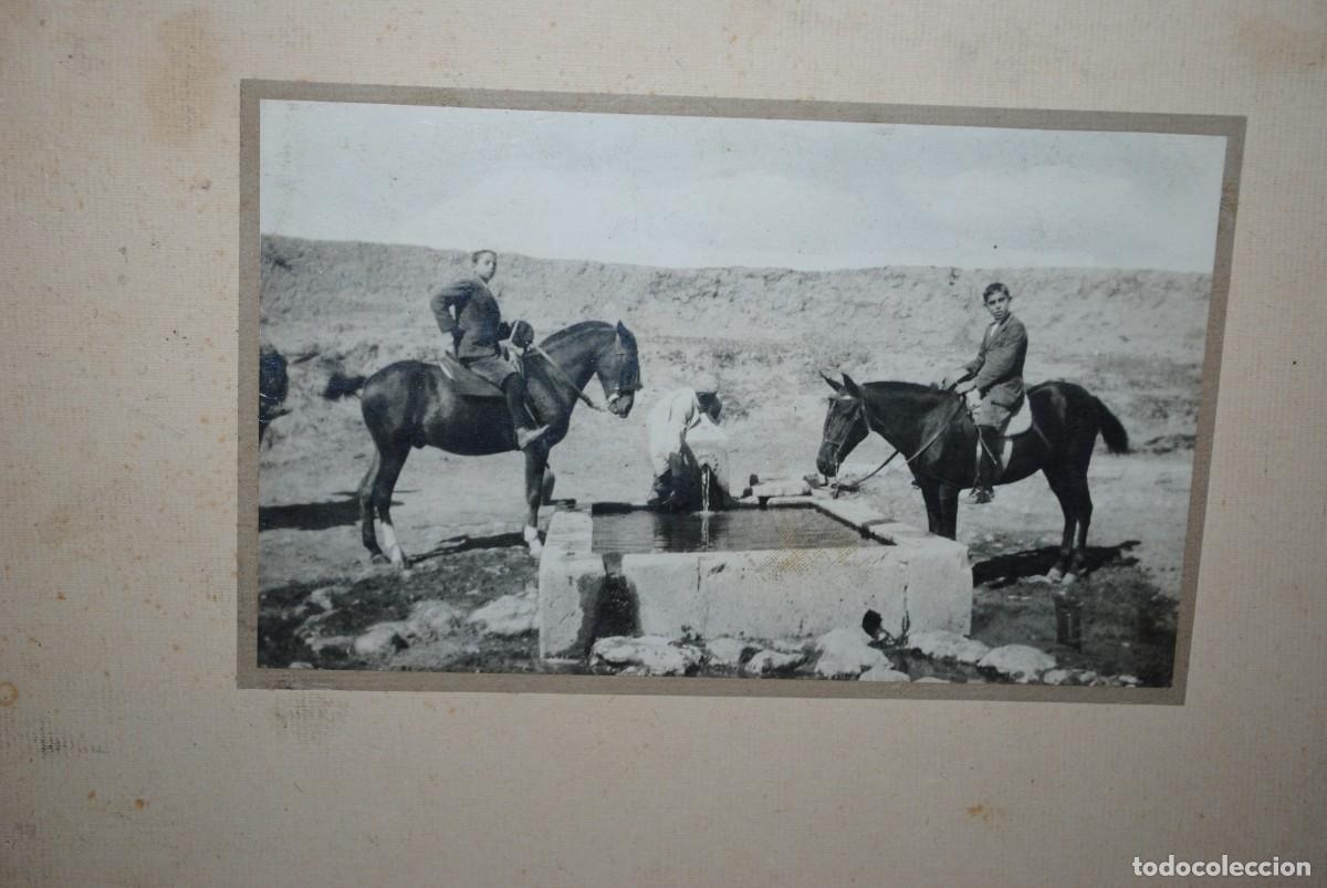 Antique Photography: CABALLISTAS DANDO DE BEBER A LOS CABALLOS