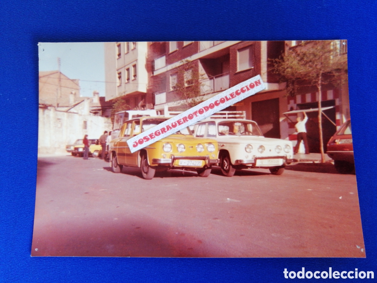 Antique Photography: RENAULT 8 COCHE FOTOGRAF&Iacute;A