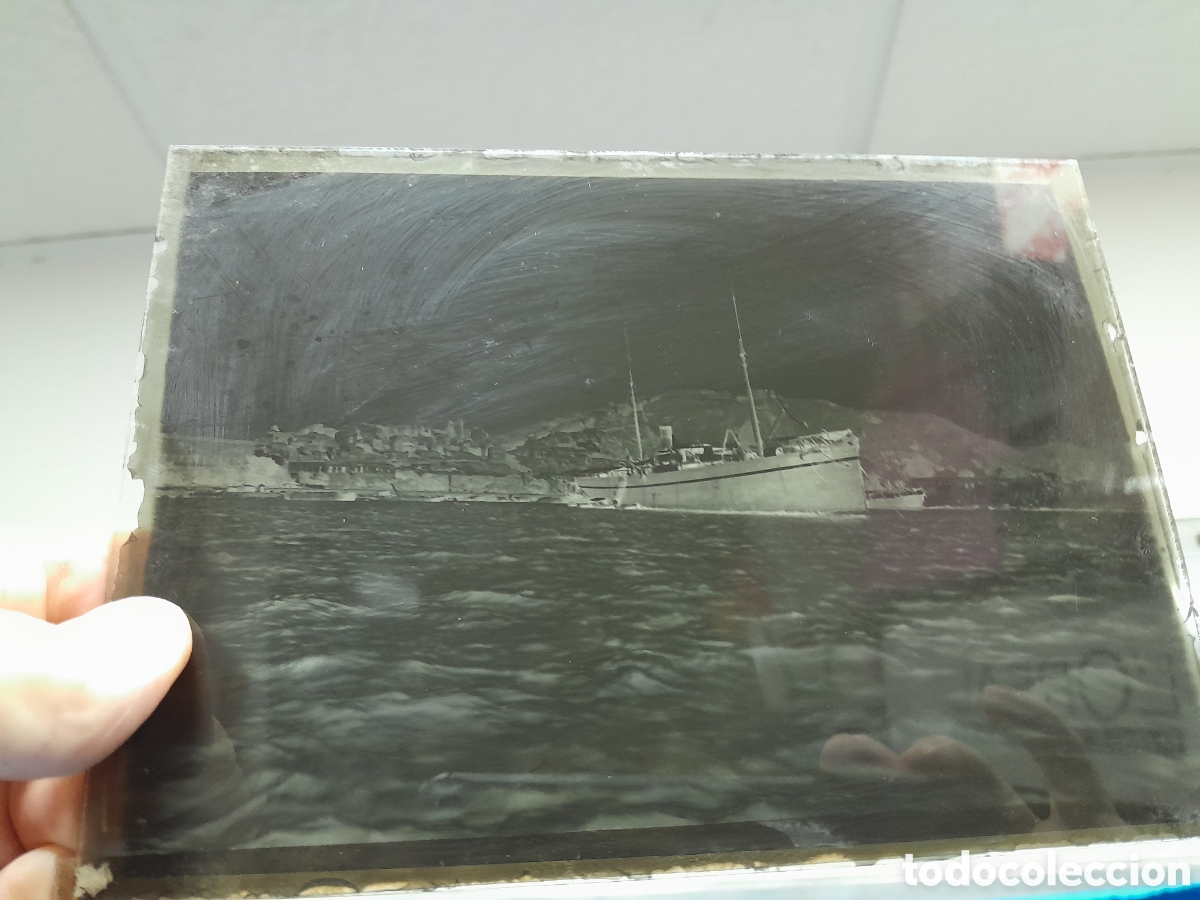 Fotografia antica: ANTIGUO NEGATIVO DE FOTO EN CRISTAL, BARCO VARADO, SIGLO XIX