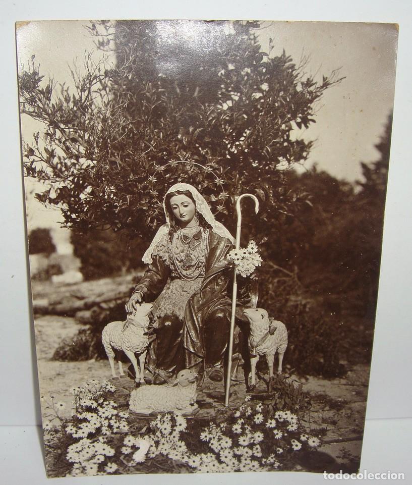 Fotografia antica: Antigua fotograf&iacute;a. Imagen de Virgen. DIVINA PASTORA. (18 x 13 cm)
