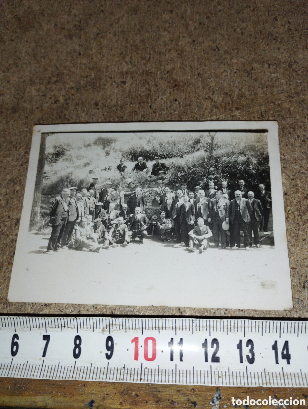 Fotografia antica: Fotograf&iacute;a de unos amigos en la Fuente de Viladrau 1931