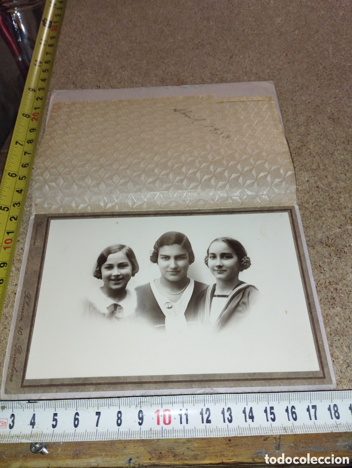 Fotografia antica: Fotograf&iacute;a de tres j&oacute;venes de los a&ntilde;os 20