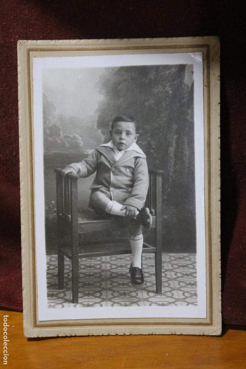 Fotografia antica: NI&Ntilde;O ELEGANTE EN SILLA FOTOGRAFO P CARPENA ELDA A&Ntilde;OS 20