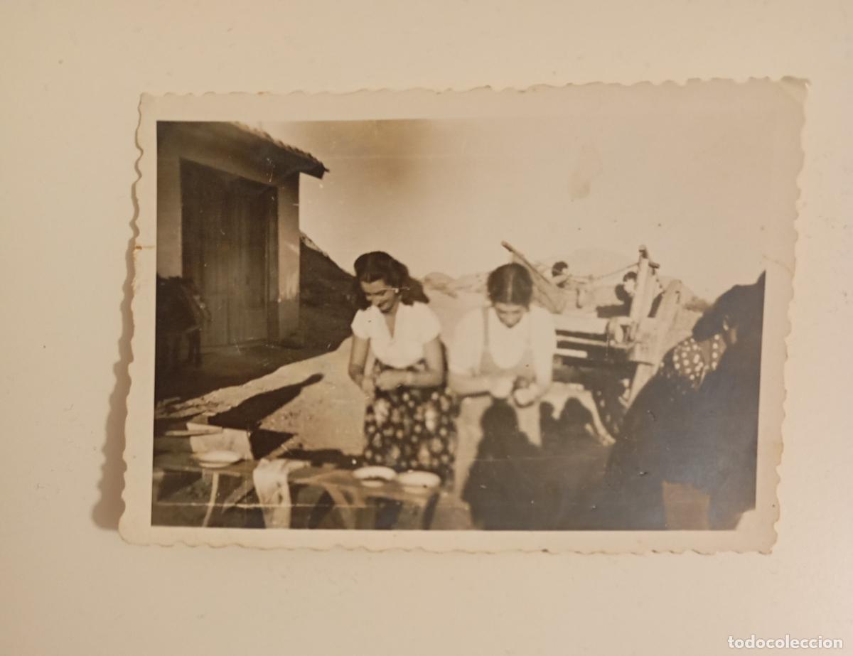 Fotografia antica: ANTIGUA FOTOGRAF&Iacute;A MUJERES HACIENDO LABORES. TDKP21K