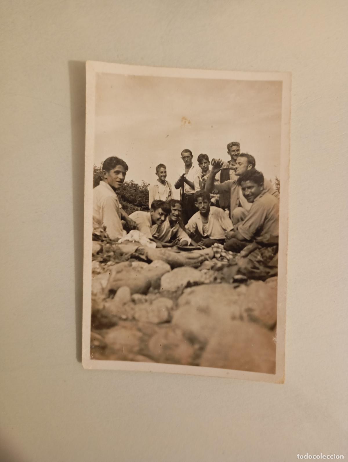 Fotografia antiga: ANTIGUA FOTOGRAF&Iacute;A HOMBRES BEBIENDO TDKP21M