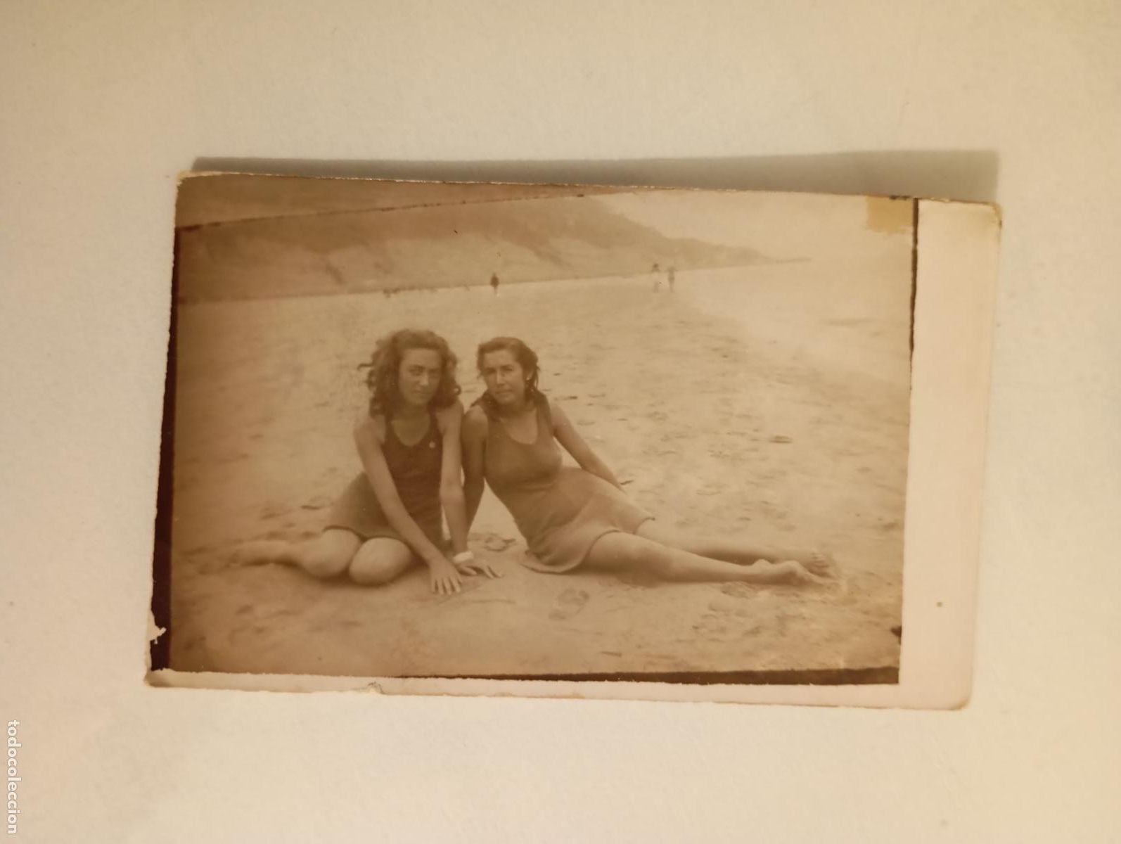 Fotografia antiga: ANTIGUA FOTOGRAF&Iacute;A MUJERES EN LA PLAYA. TDKP21M
