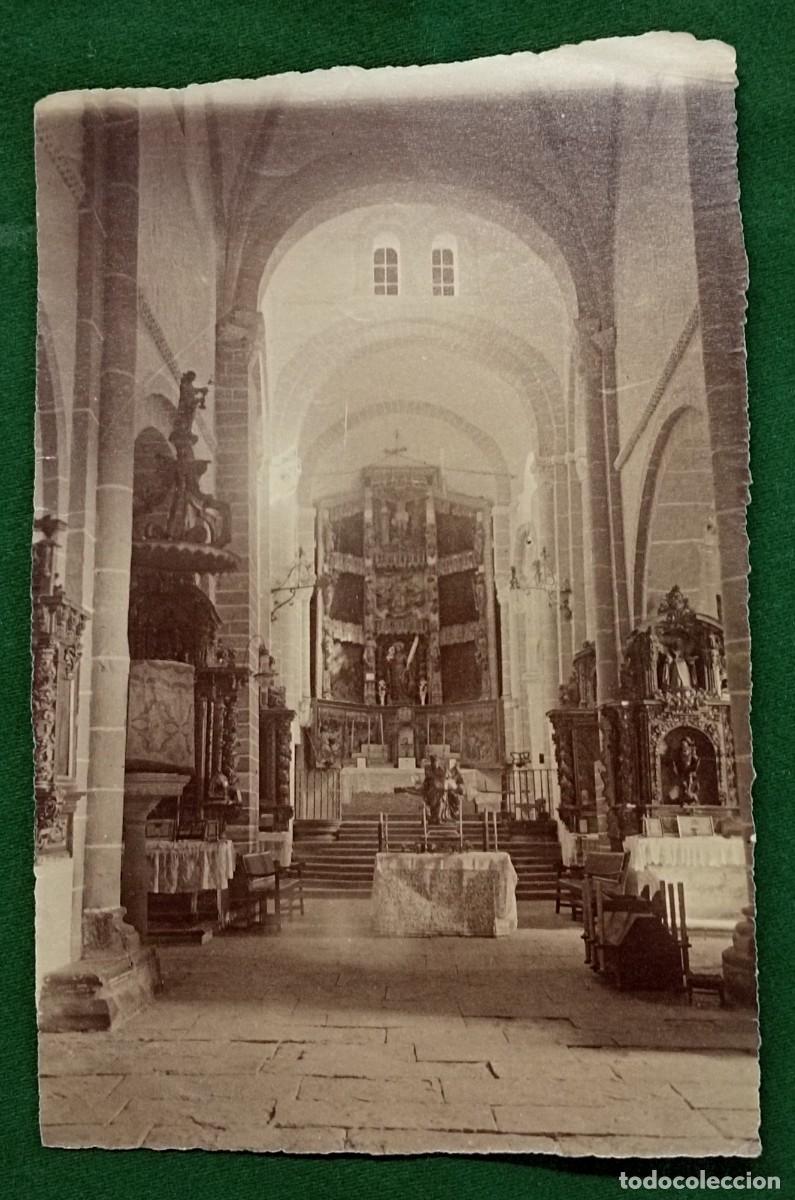 Fotograf&iacute;a antigua: Desconocido. Interior Colegiata Santillana del Mar, Cantabria. S. XIX.