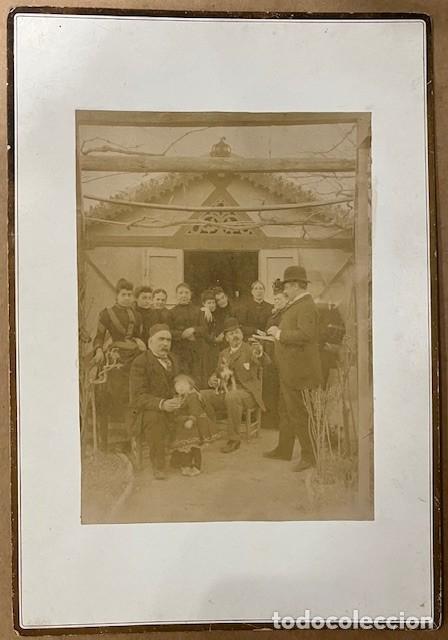 Fotografia antica: FOTOGRAFIA SIGLO XIX DE GRUPO FAMILIAR, ALBUMINA SOBRE CARTON